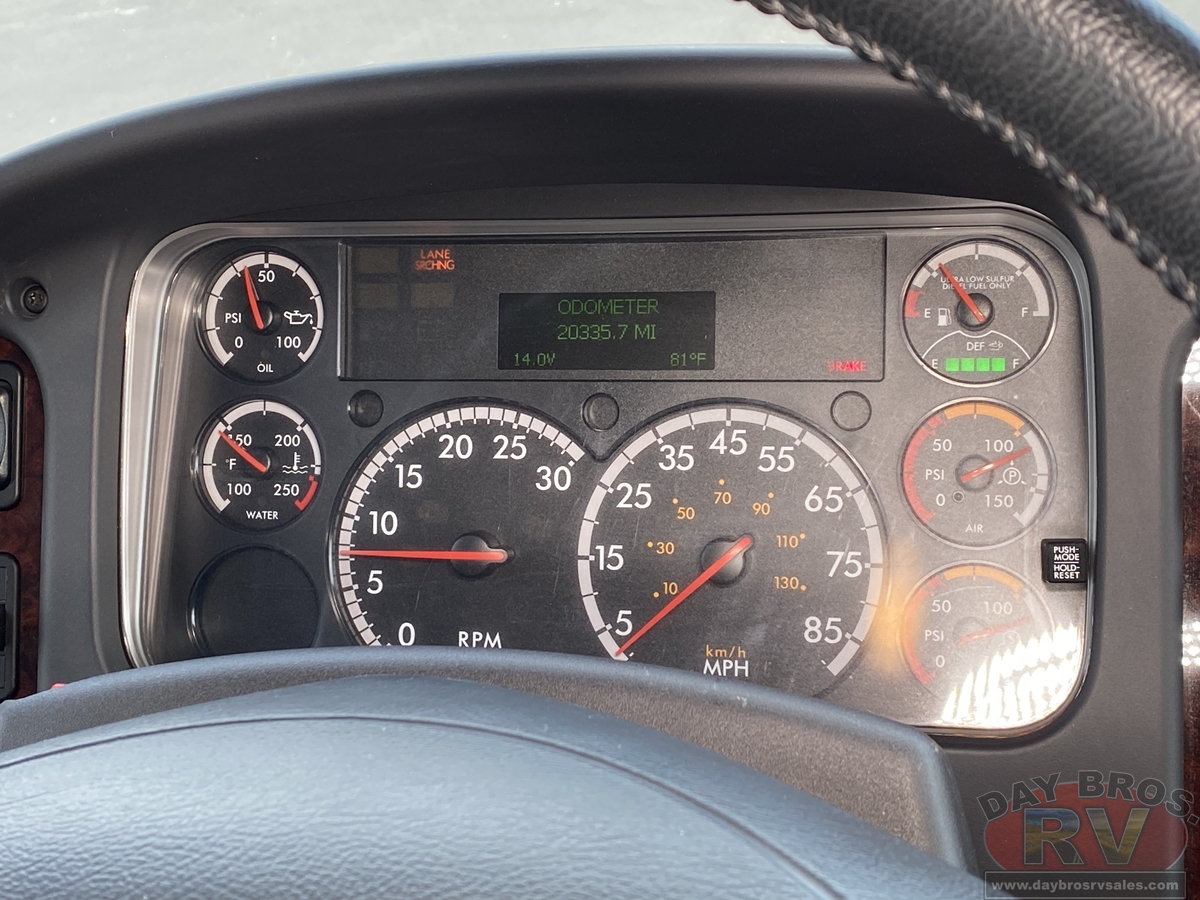 2022 Renegade Verona Motorhome