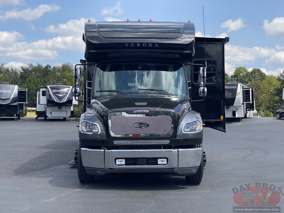 2022 Renegade Verona Motorhome