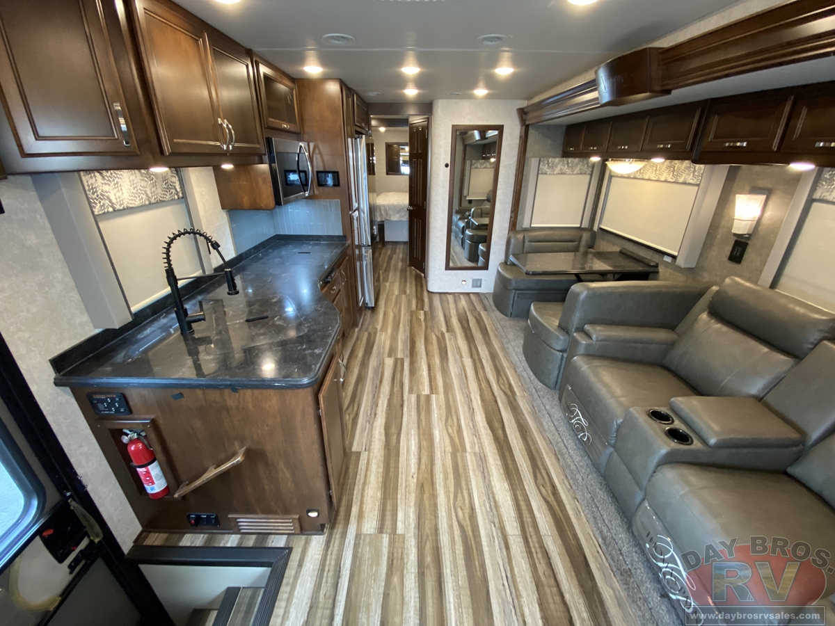 2022 Renegade Verona Motorhome