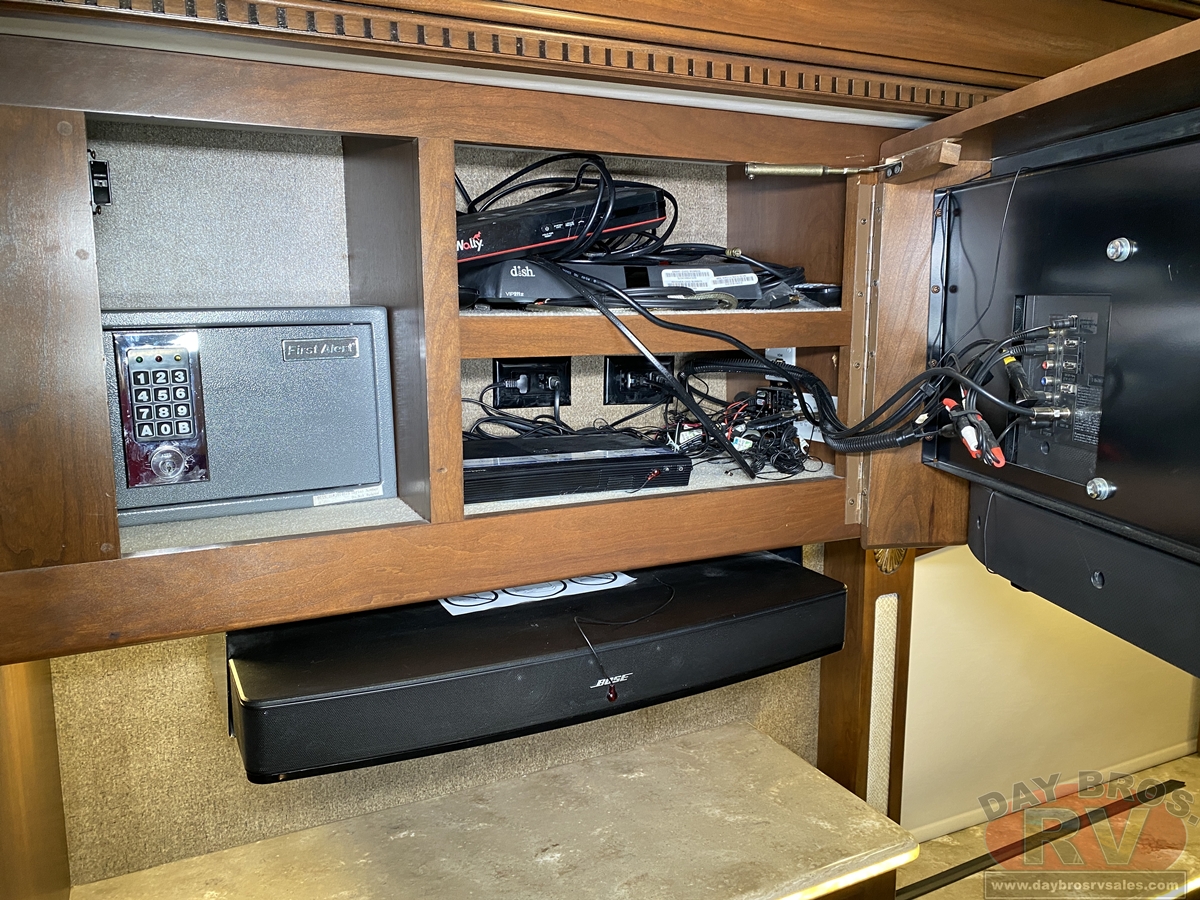 2016 Entegra Coach Anthem Motorhome