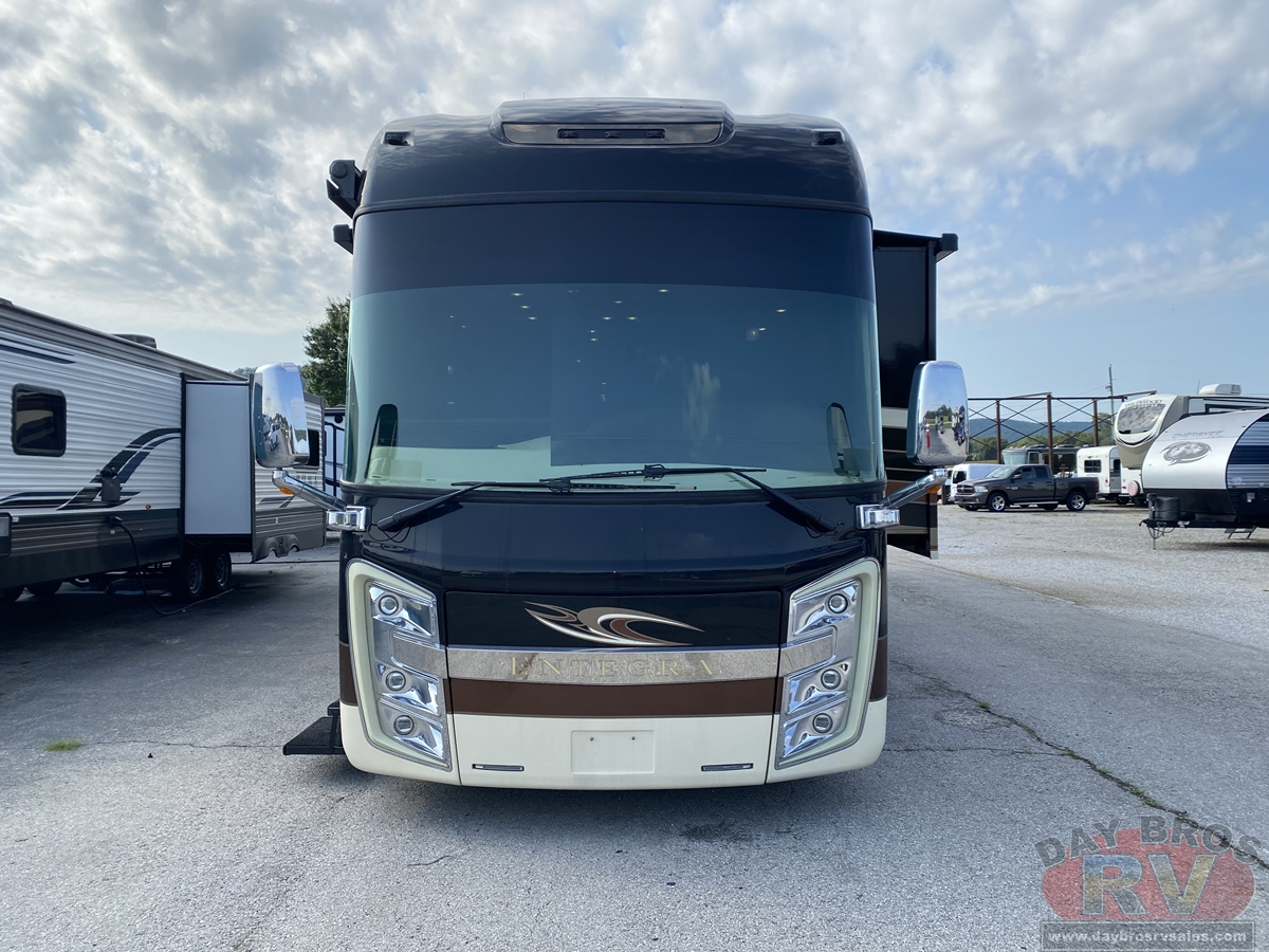 2016 Entegra Coach Anthem Motorhome
