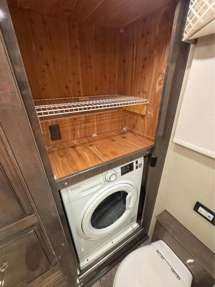 2020 Entegra Coach Anthem Motorhome