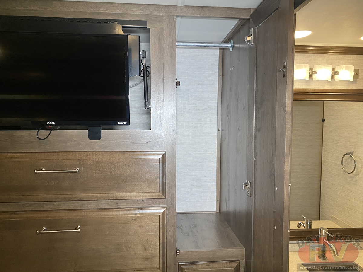 2021 Entegra Coach Accolade Motorhome