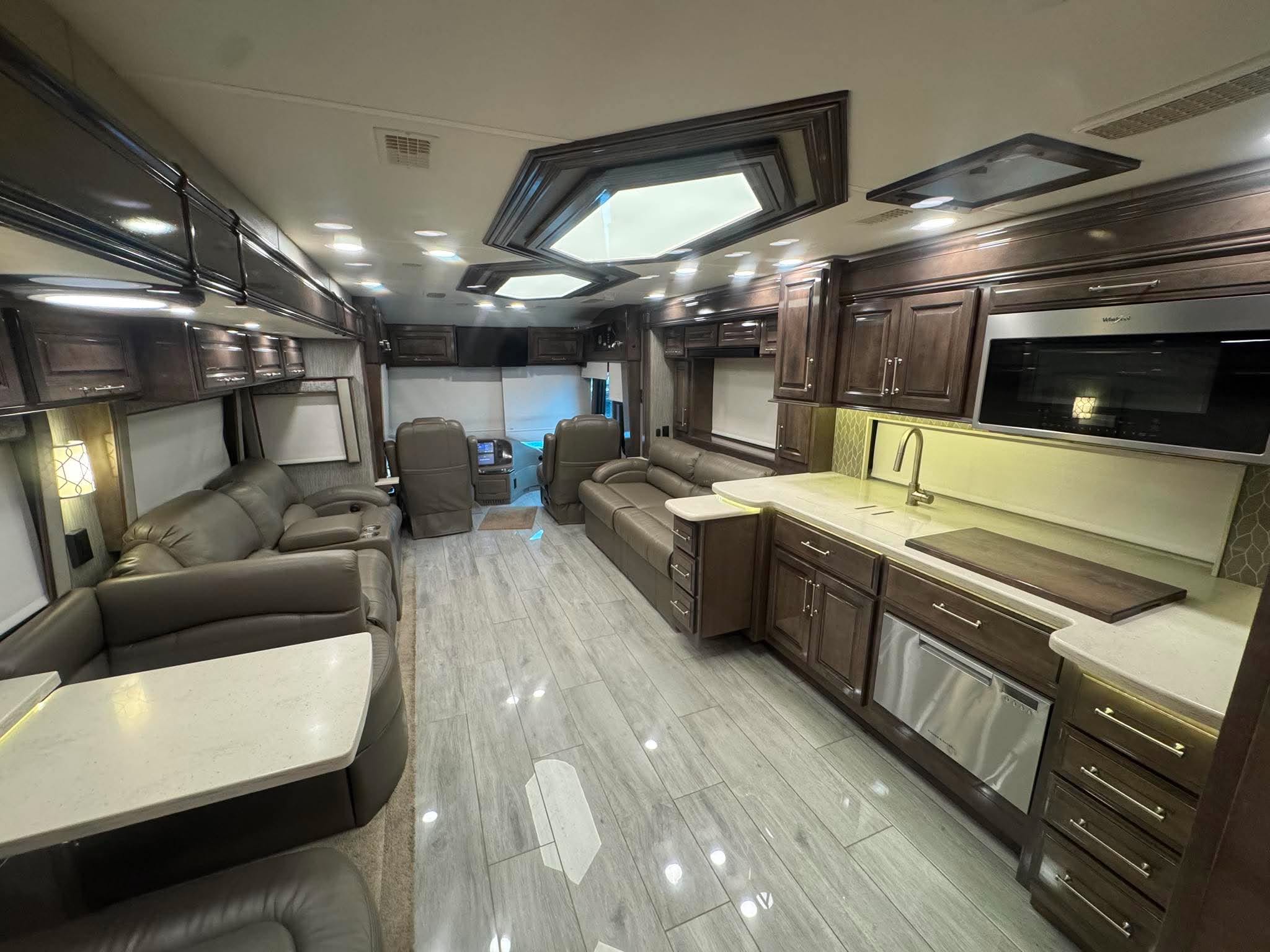 2021 Entegra Coach Aspire 44W Motorhome