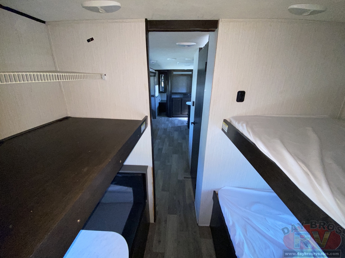 2021 Heartland Pioneer Travel Trailer