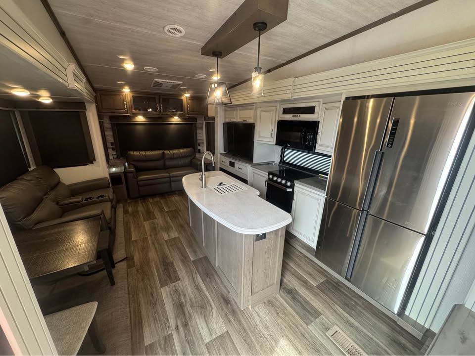 2021 Keystone RV Cougar 316RLS Fifth Wheel