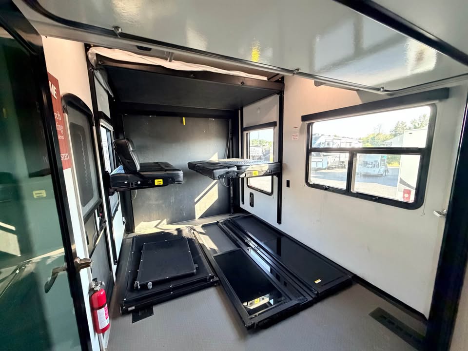 2021 Keystone RV Fuzion 430 Fifth Wheel