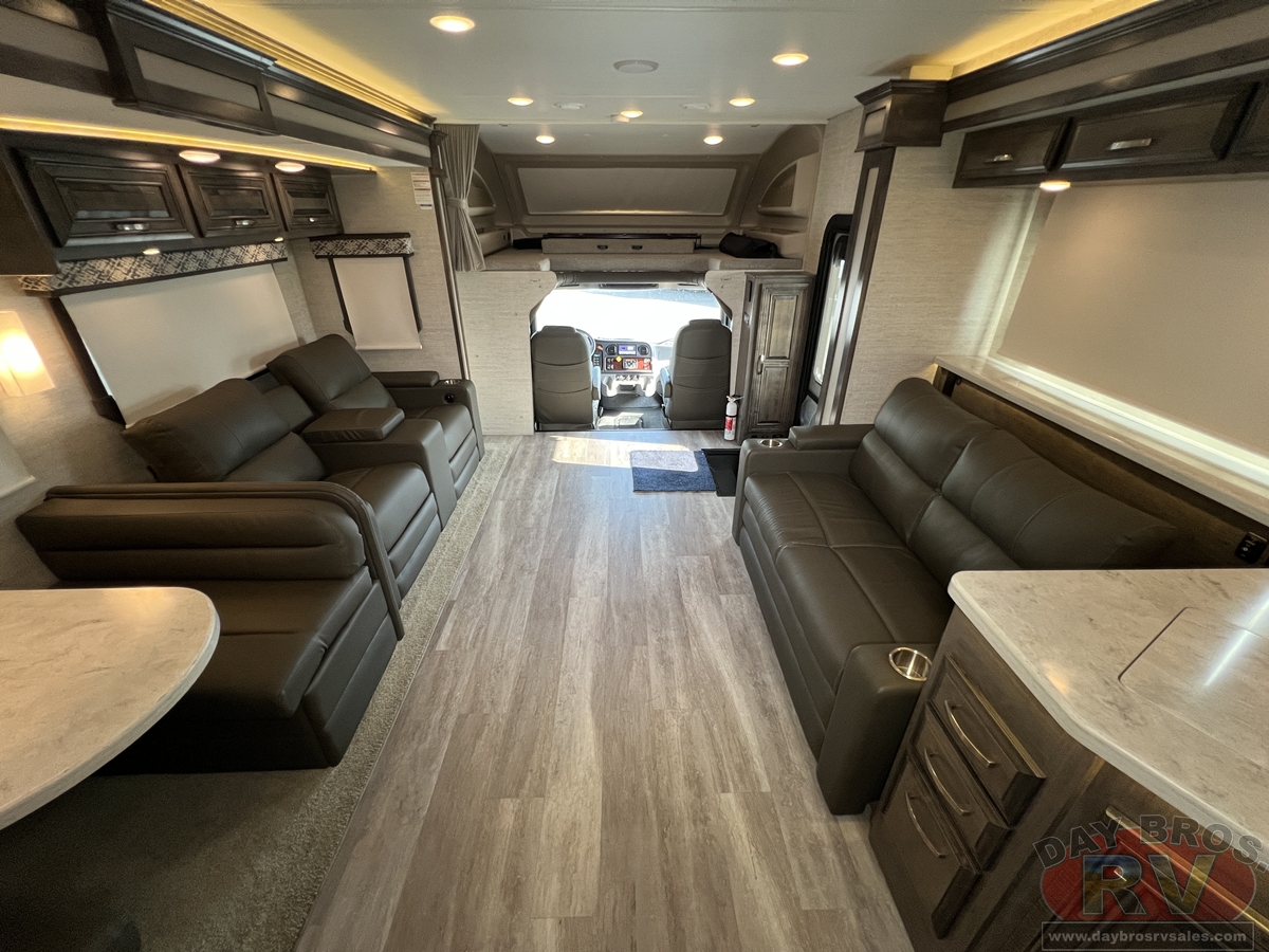 2022 Jayco Seneca Motorhome