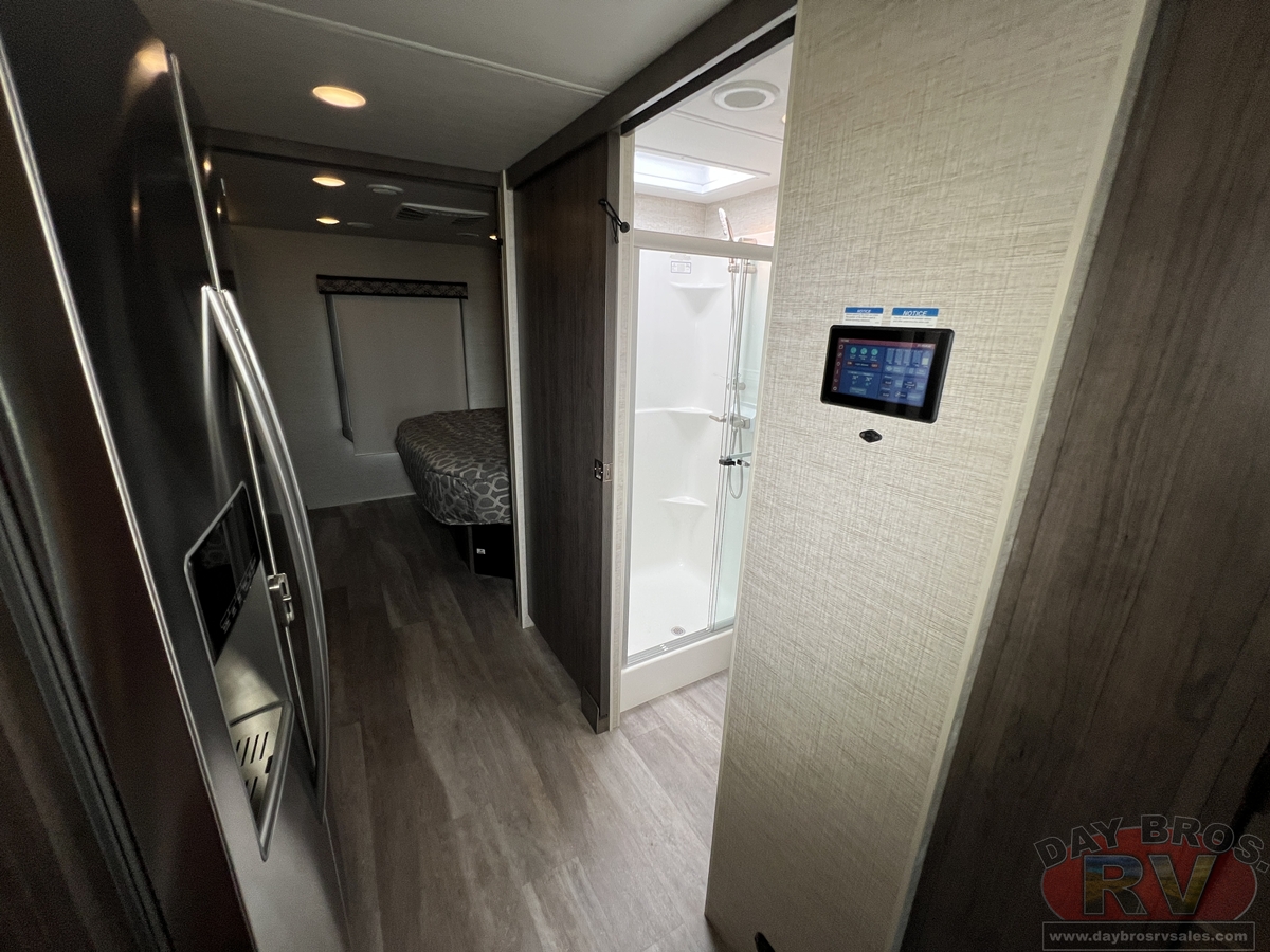 2022 Jayco Seneca Motorhome
