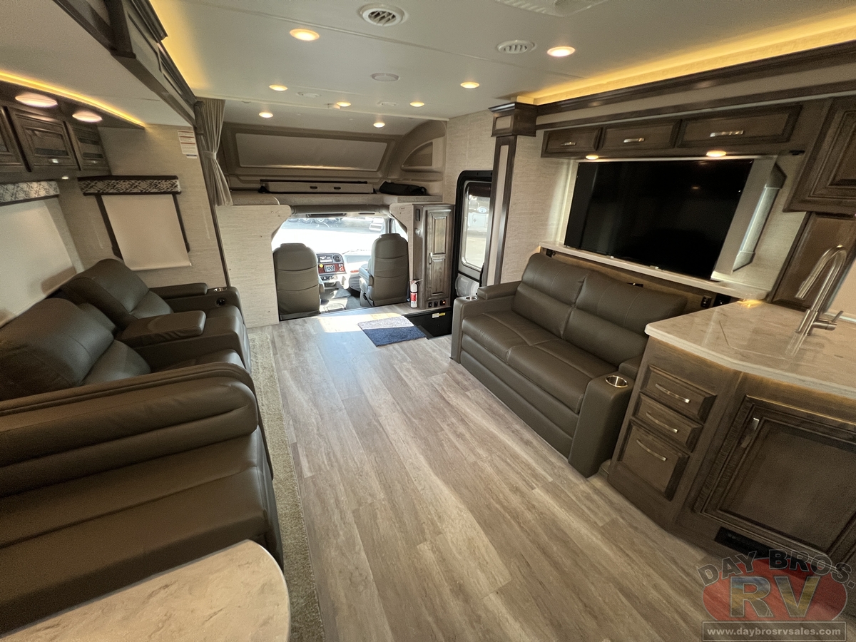 2022 Jayco Seneca Motorhome