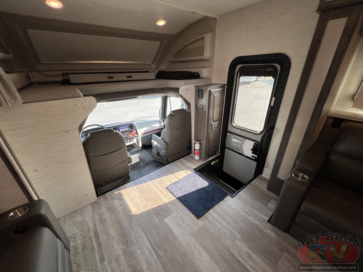 2022 Jayco Seneca Motorhome