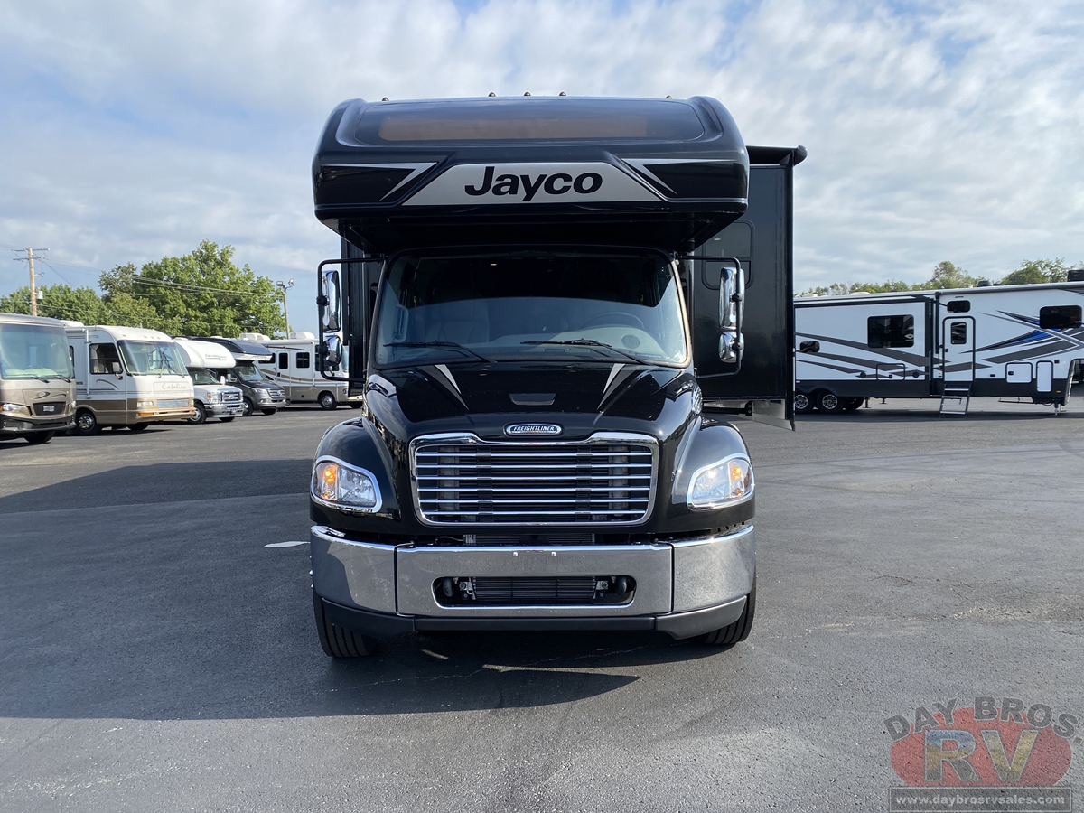 2022 Jayco Seneca Motorhome