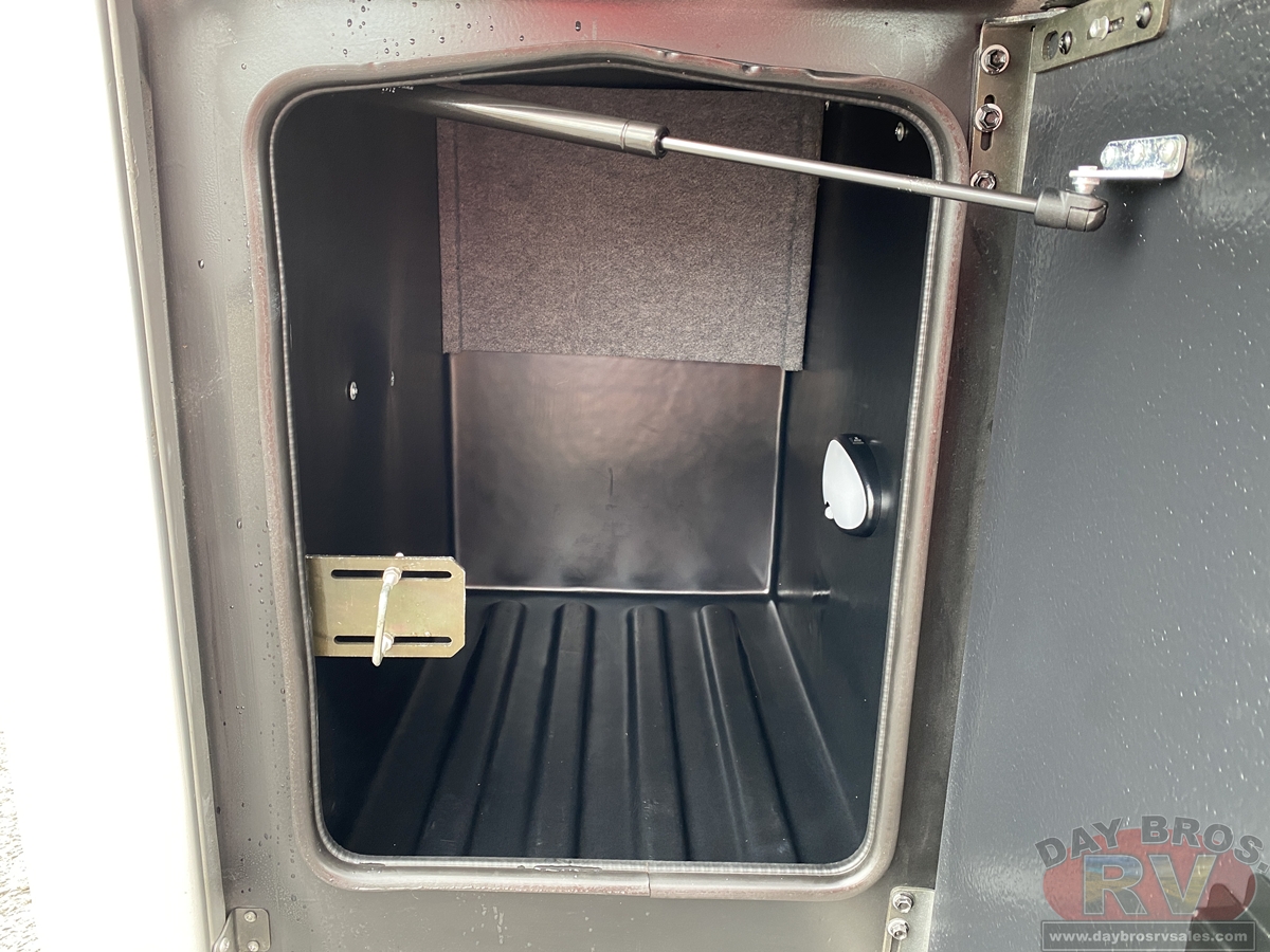 2022 Jayco Seneca Motorhome