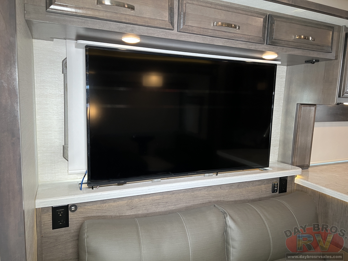 2022 Jayco Seneca Motorhome