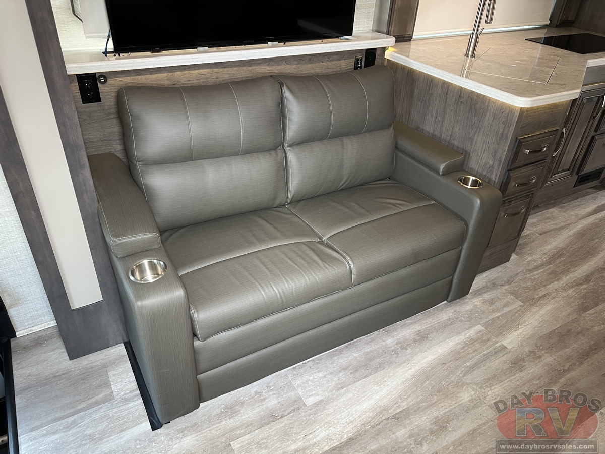 2022 Jayco Seneca Motorhome