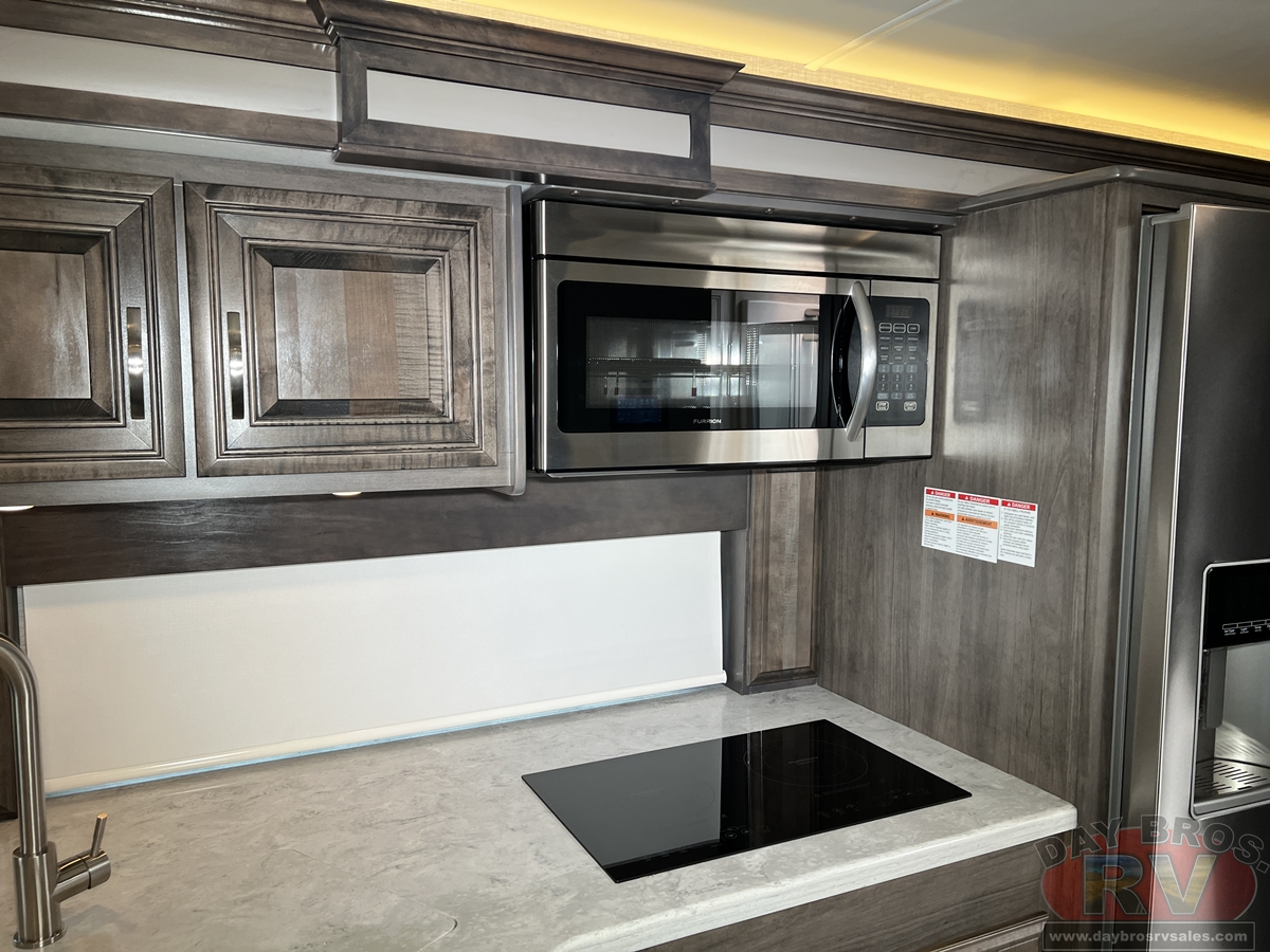 2022 Jayco Seneca Motorhome