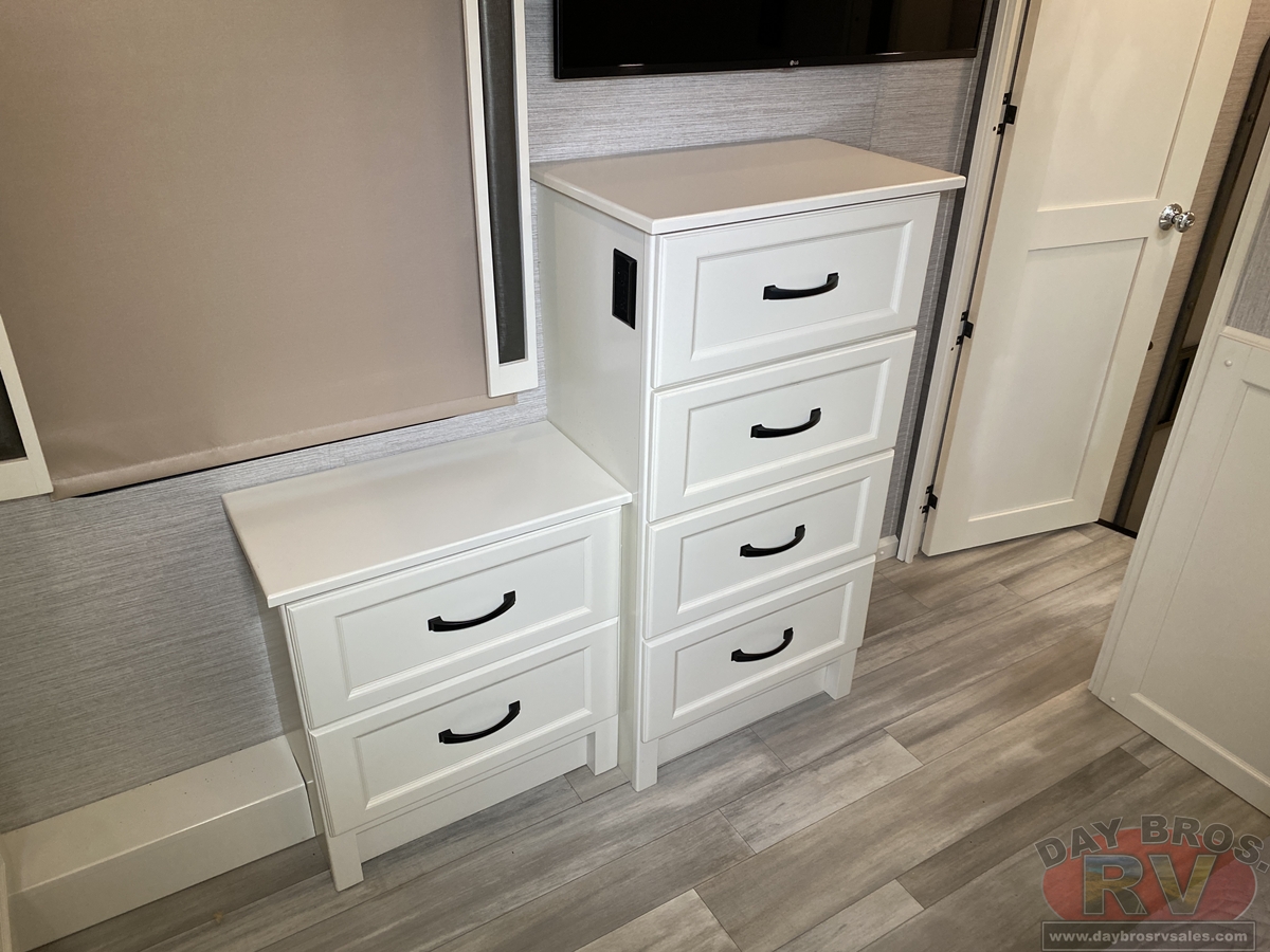 2022 Vanleigh The Beacon Fifth Wheel