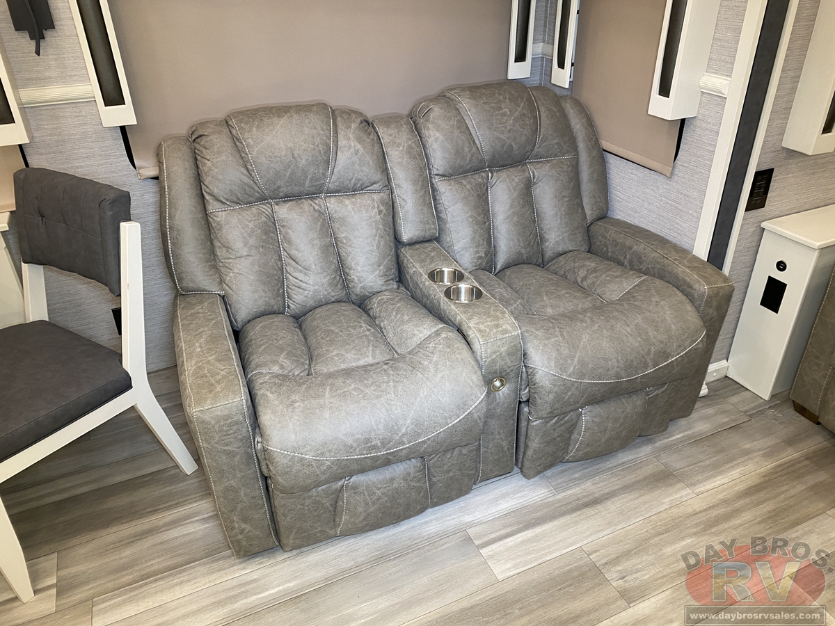 2022 Vanleigh The Beacon Fifth Wheel