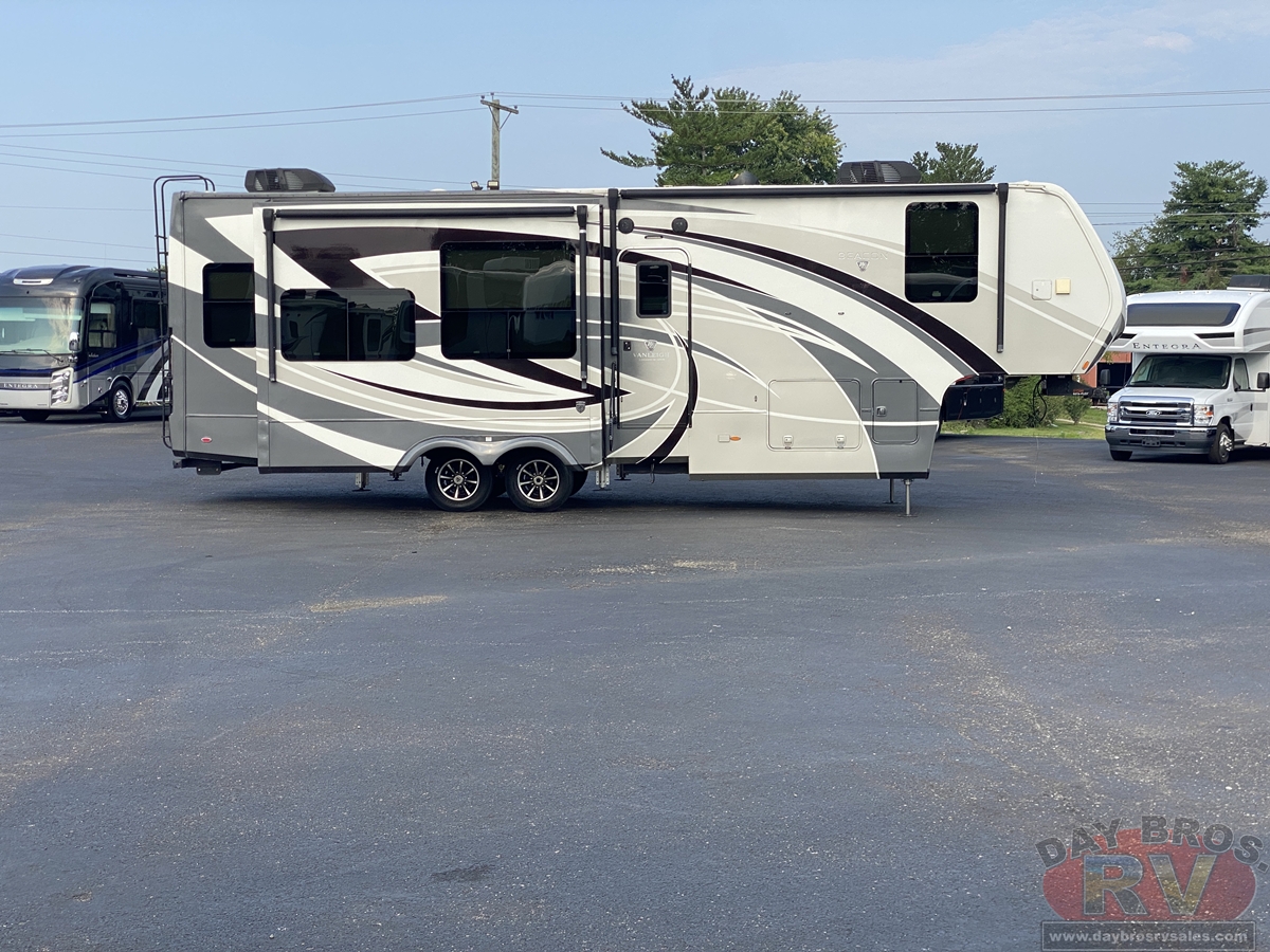 2022 Vanleigh The Beacon Fifth Wheel