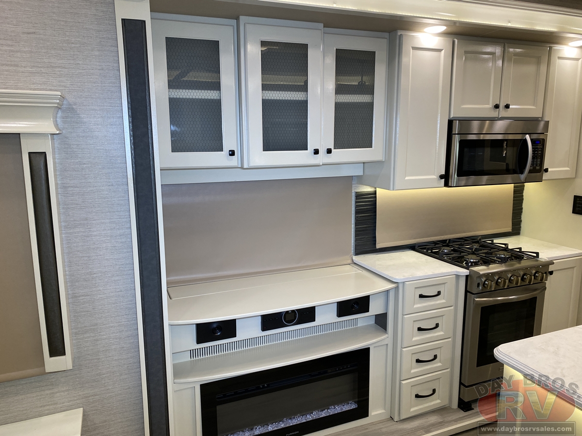 2022 Vanleigh The Beacon Fifth Wheel
