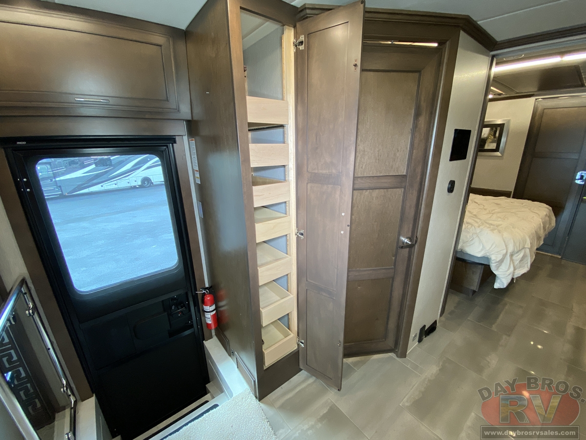 2023 Newmar Super Star Motorhome