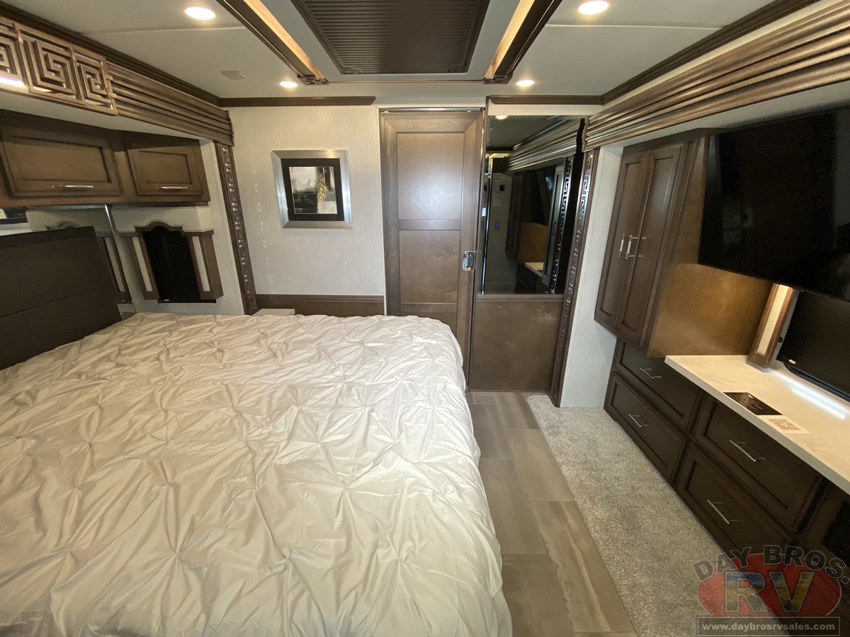 2023 Newmar Super Star Motorhome