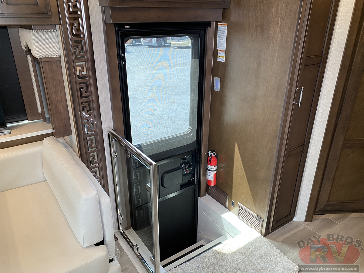 2023 Newmar Super Star Motorhome