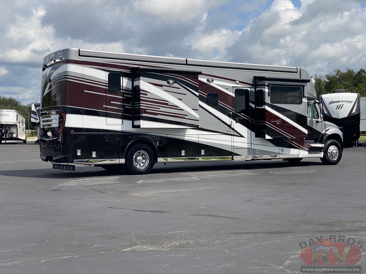 2023 Newmar Super Star Motorhome