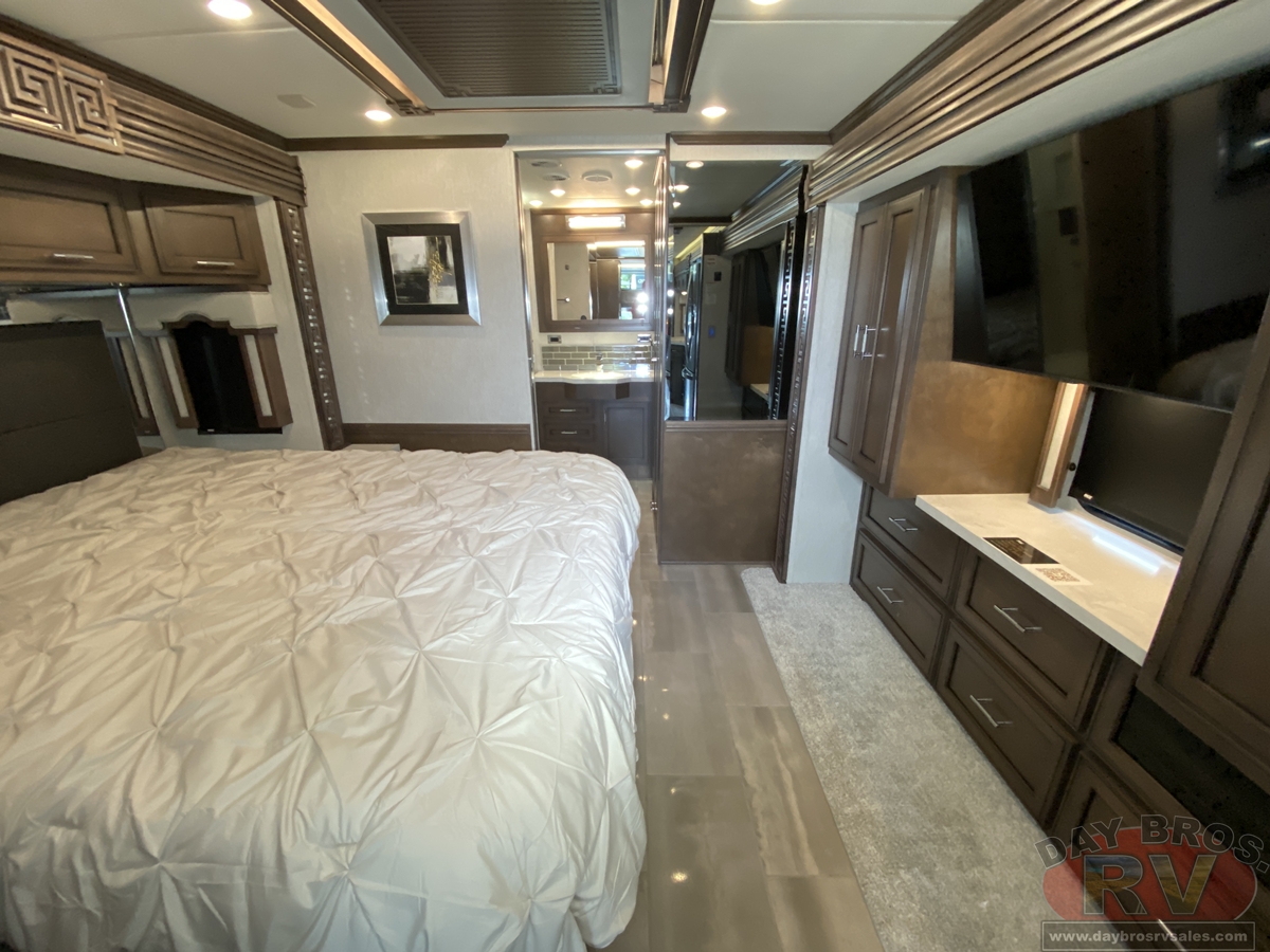2023 Newmar Super Star Motorhome