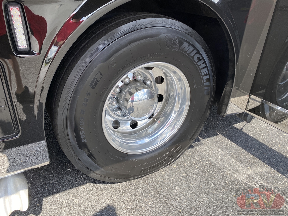 2023 Newmar Super Star Motorhome