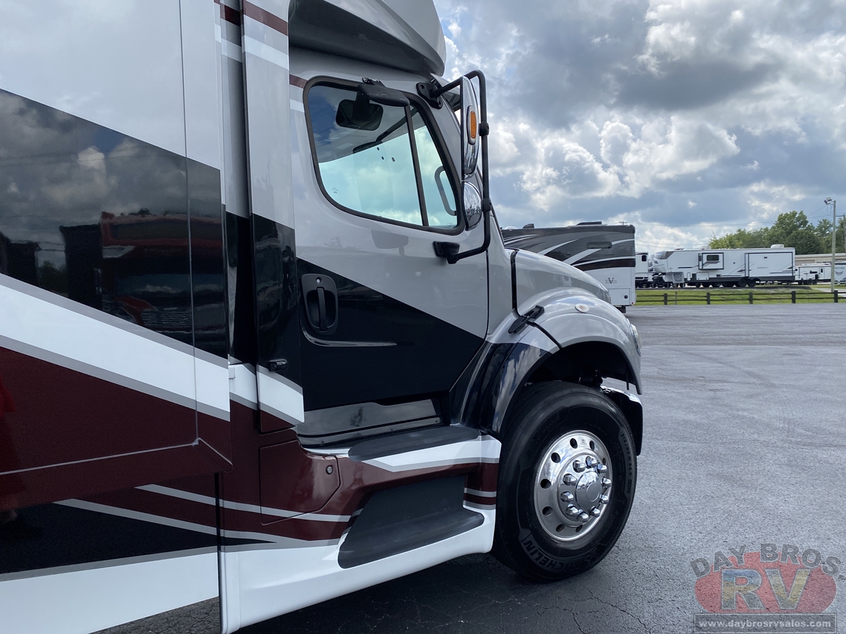 2023 Newmar Super Star Motorhome