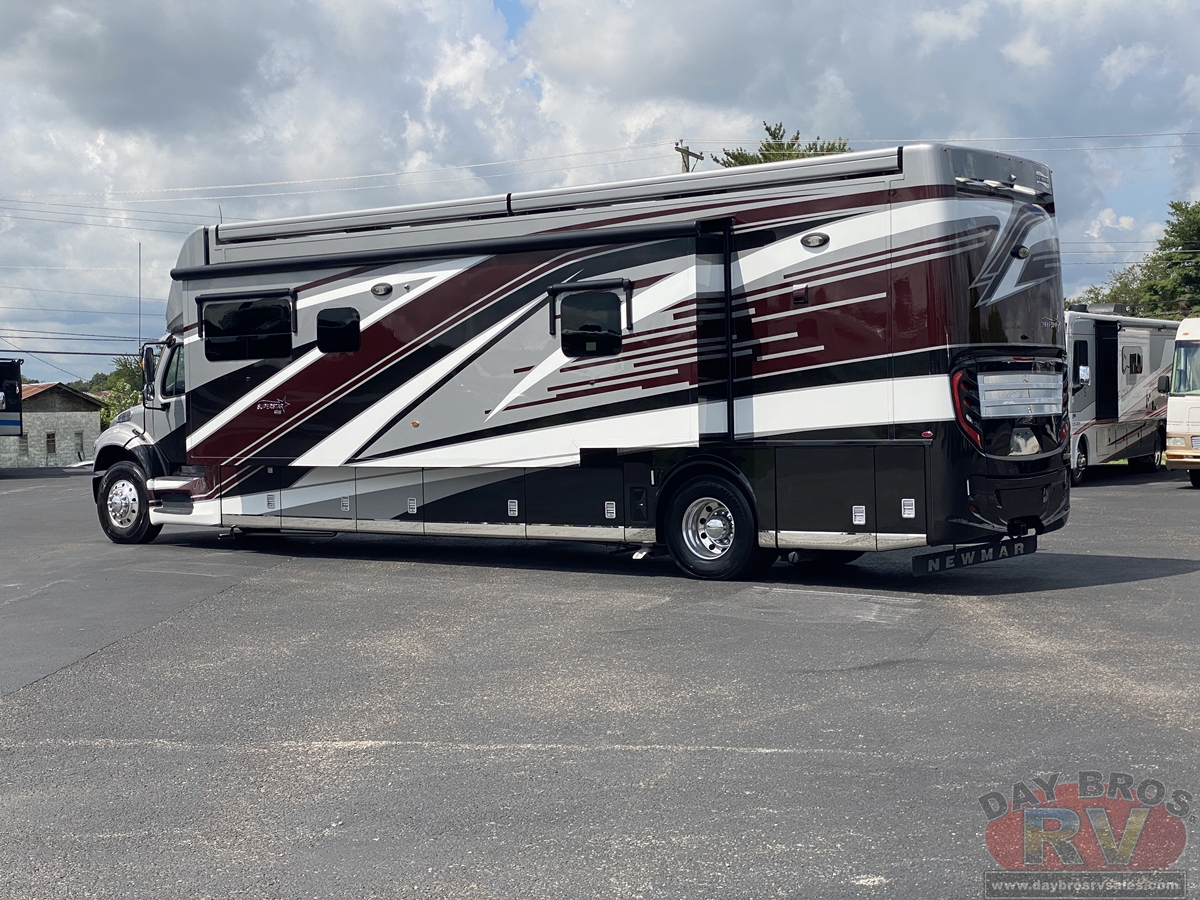 2023 Newmar Super Star Motorhome