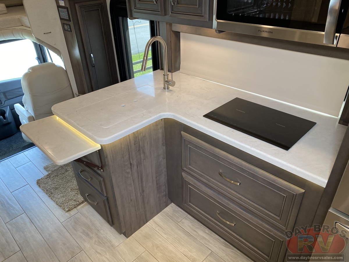 2024 Entegra Coach Accolade XL Motorhome