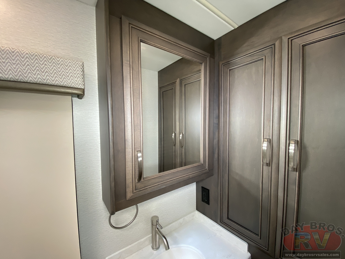 2024 Entegra Coach Accolade XL Motorhome