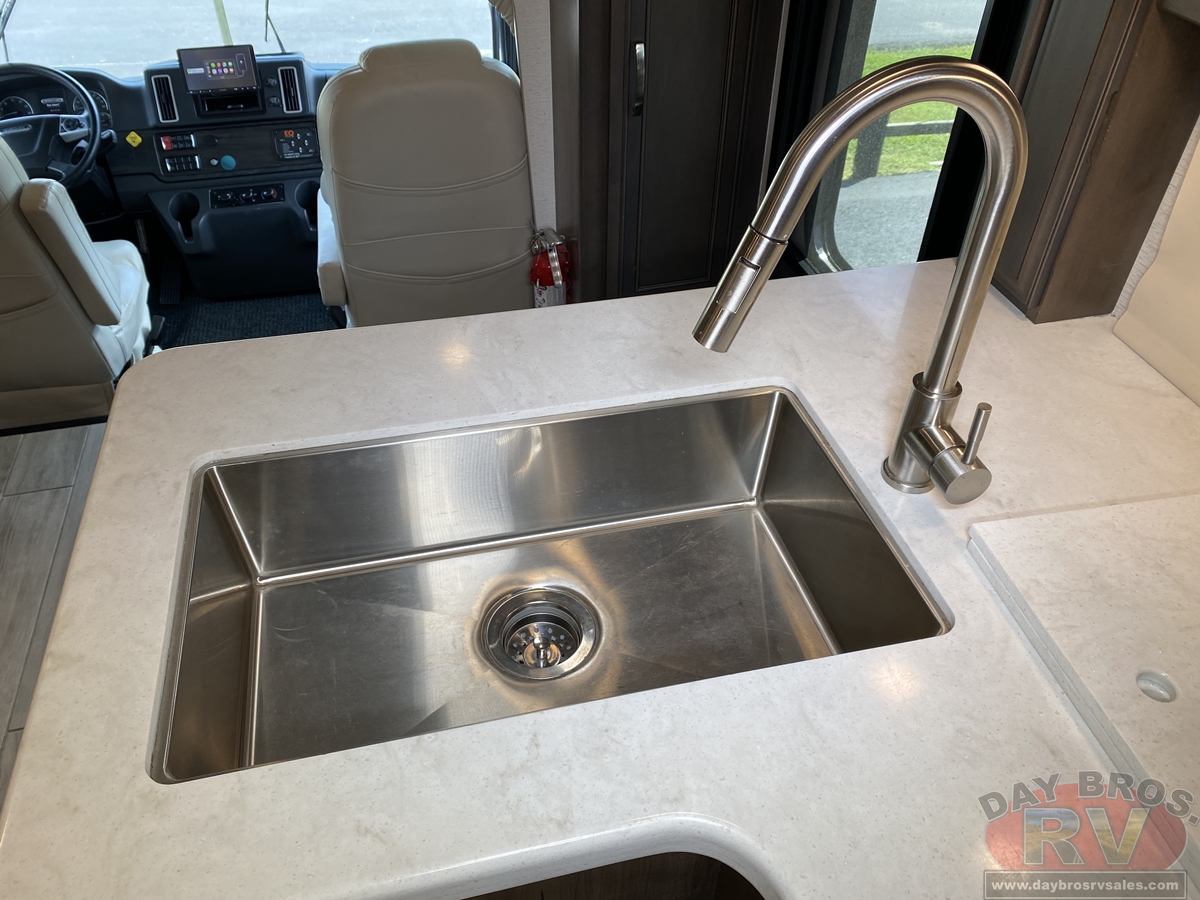 2024 Entegra Coach Accolade XL Motorhome