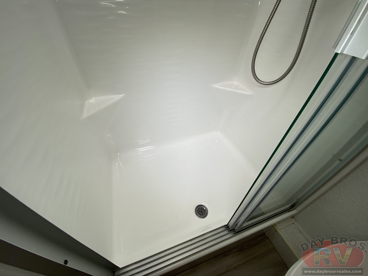 2024 Entegra Coach Accolade XL Motorhome