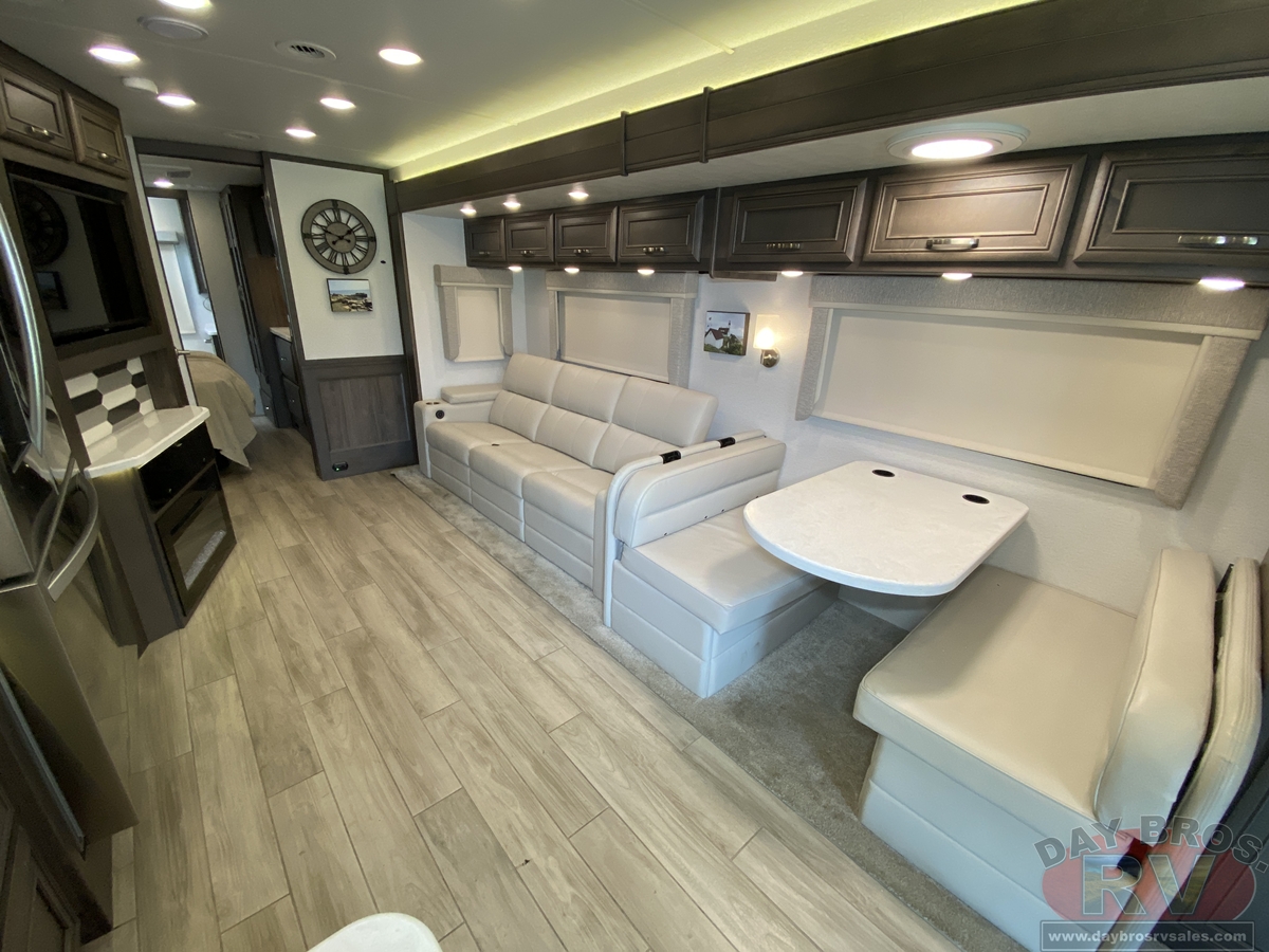 2024 Entegra Coach Accolade XL Motorhome