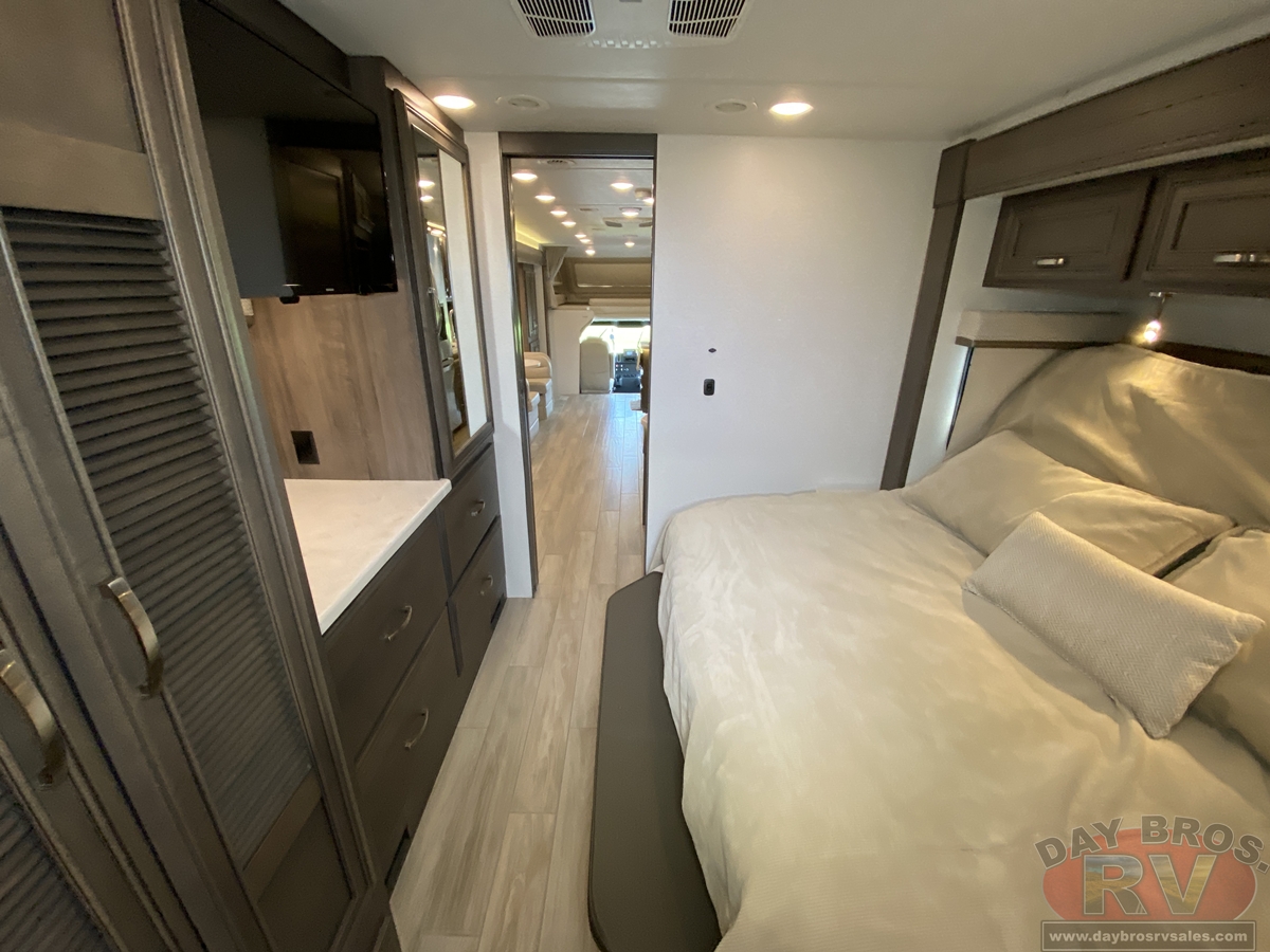 2024 Entegra Coach Accolade XL Motorhome