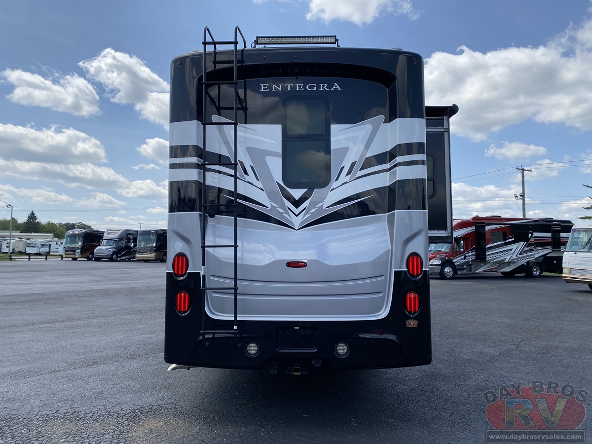 2024 Entegra Coach Accolade XL Motorhome