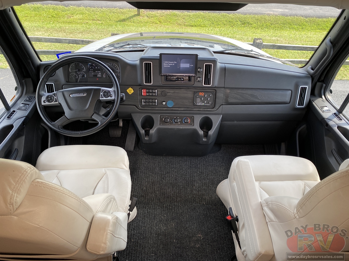 2024 Entegra Coach Accolade XL Motorhome