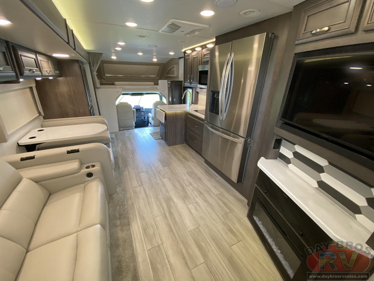 2024 Entegra Coach Accolade XL Motorhome