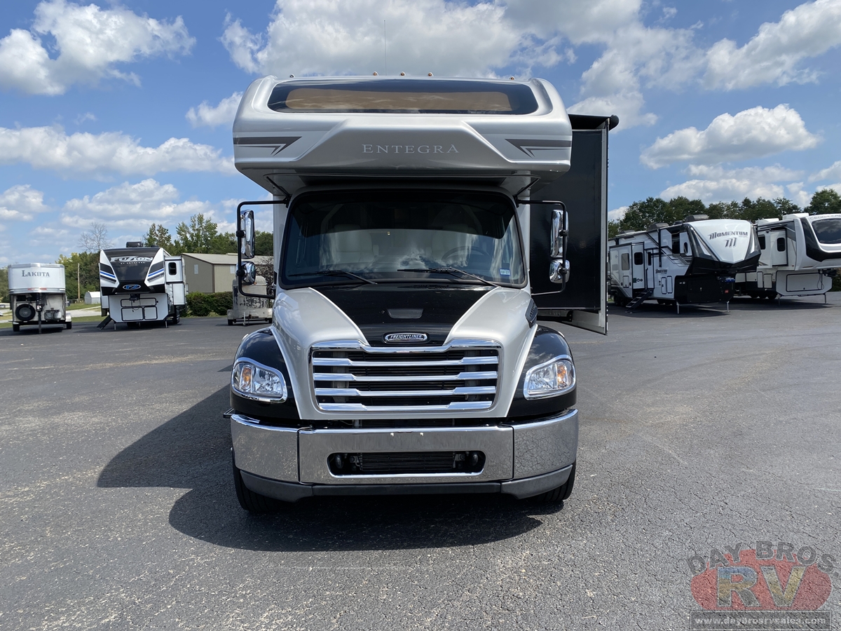 2024 Entegra Coach Accolade XL Motorhome