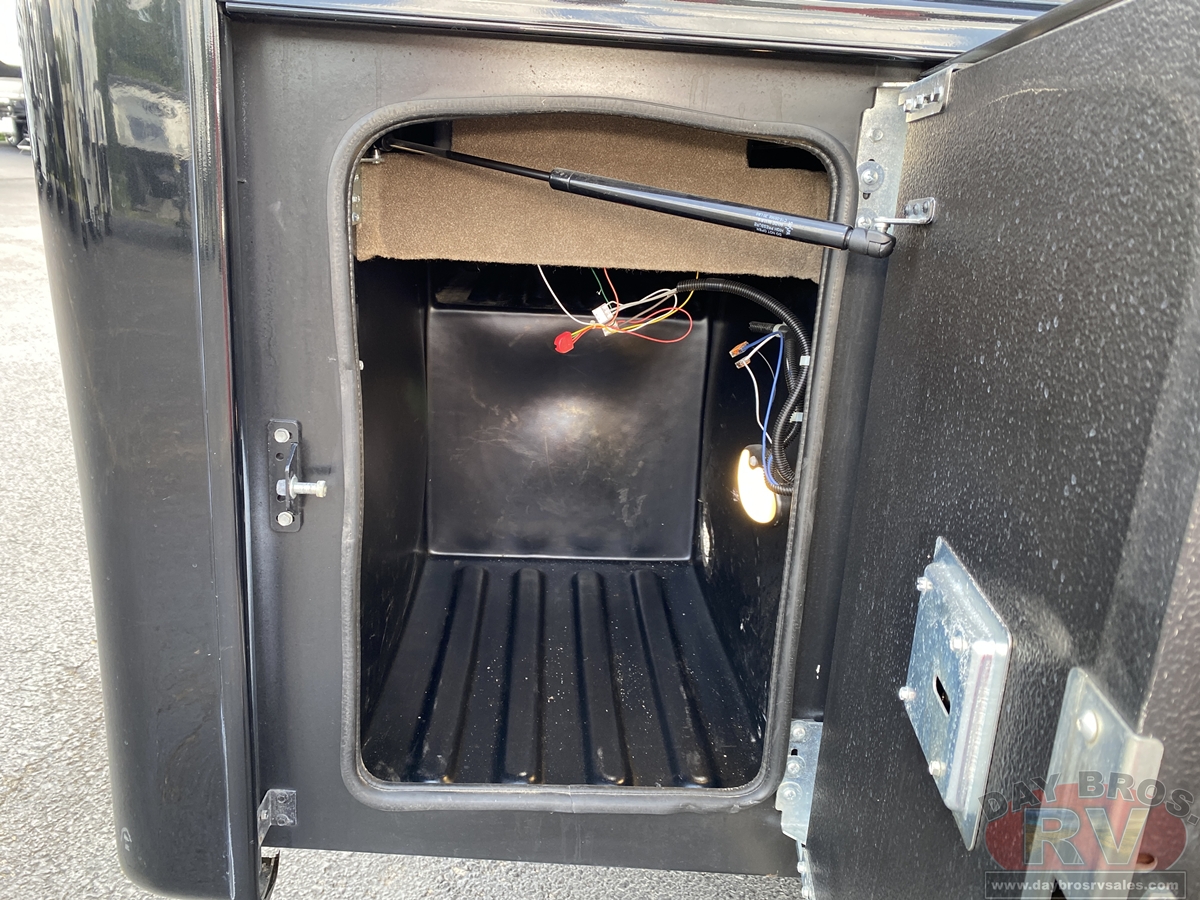 2024 Entegra Coach Accolade XL Motorhome