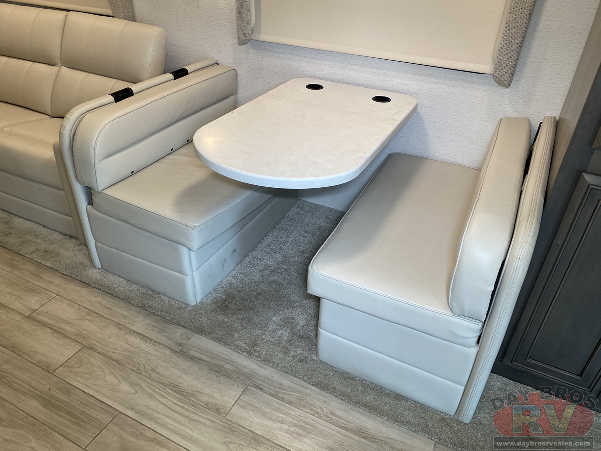 2024 Entegra Coach Accolade XL Motorhome