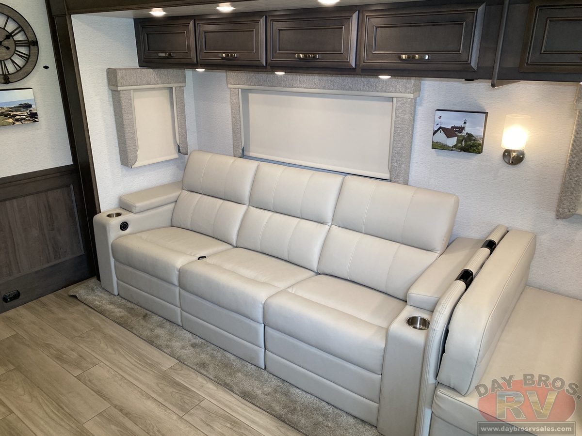 2024 Entegra Coach Accolade XL Motorhome