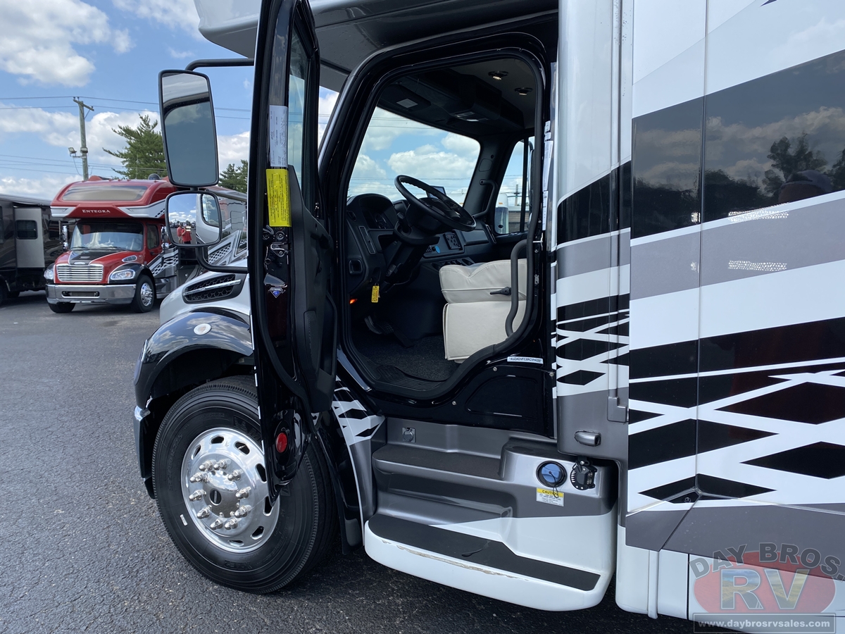 2024 Entegra Coach Accolade XL Motorhome