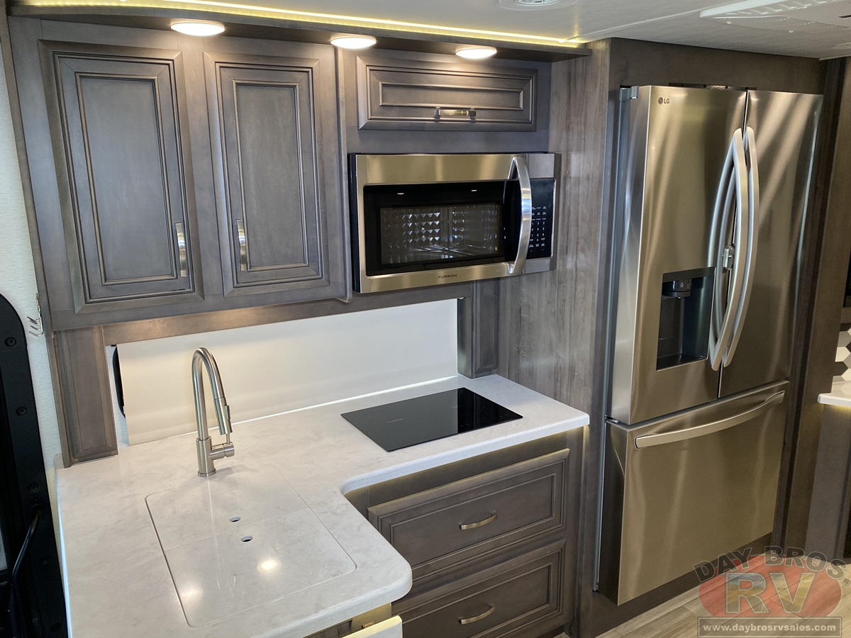 2024 Entegra Coach Accolade XL Motorhome