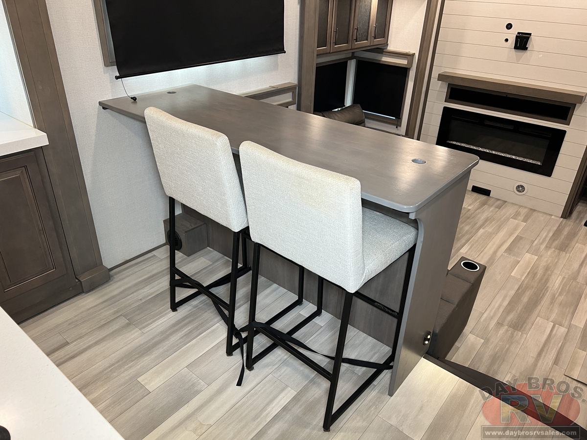 2024 Grand Design Solitude 390RK Fifth Wheel