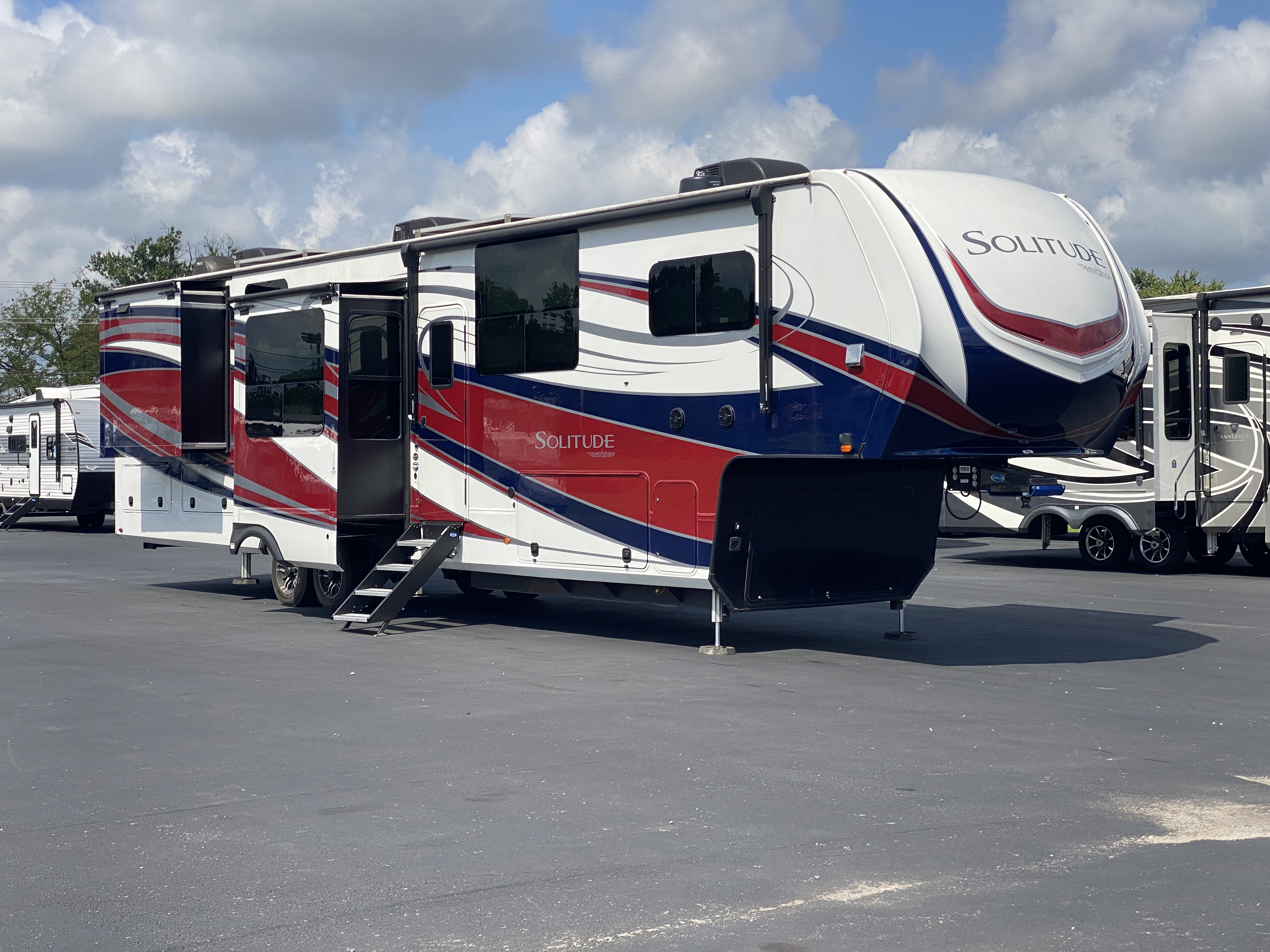 2024 Grand Design Solitude 390RK Fifth Wheel