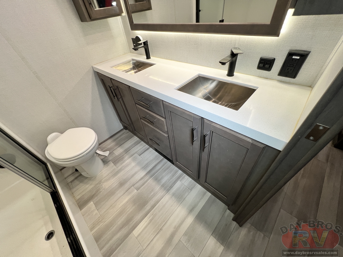 2024 Grand Design Solitude 390RK Fifth Wheel